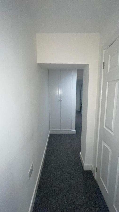 2 Bed Room Luxury Apartment In Old Kent Road ลอนดอน ภายนอก รูปภาพ