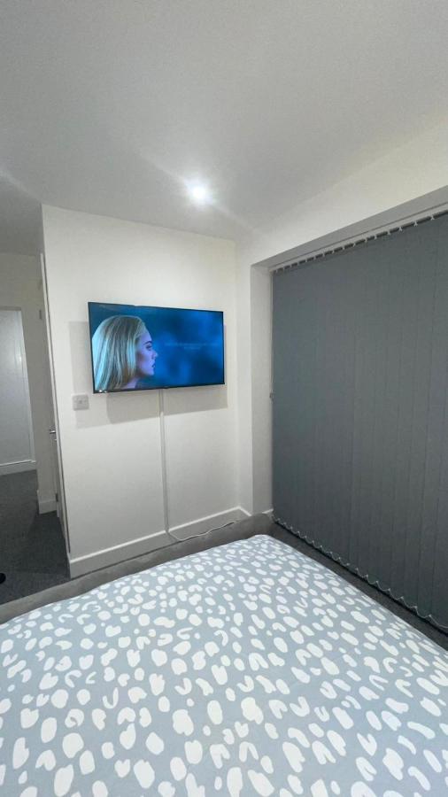 2 Bed Room Luxury Apartment In Old Kent Road ลอนดอน ภายนอก รูปภาพ