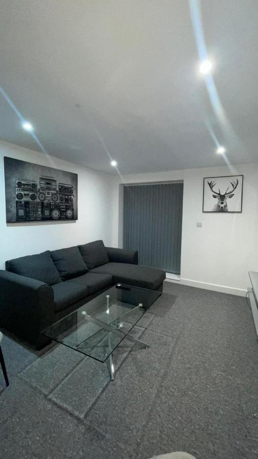 2 Bed Room Luxury Apartment In Old Kent Road ลอนดอน ภายนอก รูปภาพ